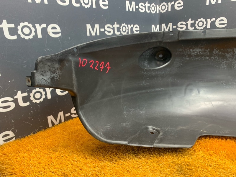 подкрылок, 300 рублей, Красноярск