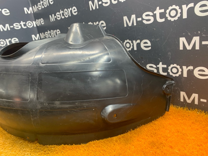 подкрылок, 300 рублей, Красноярск