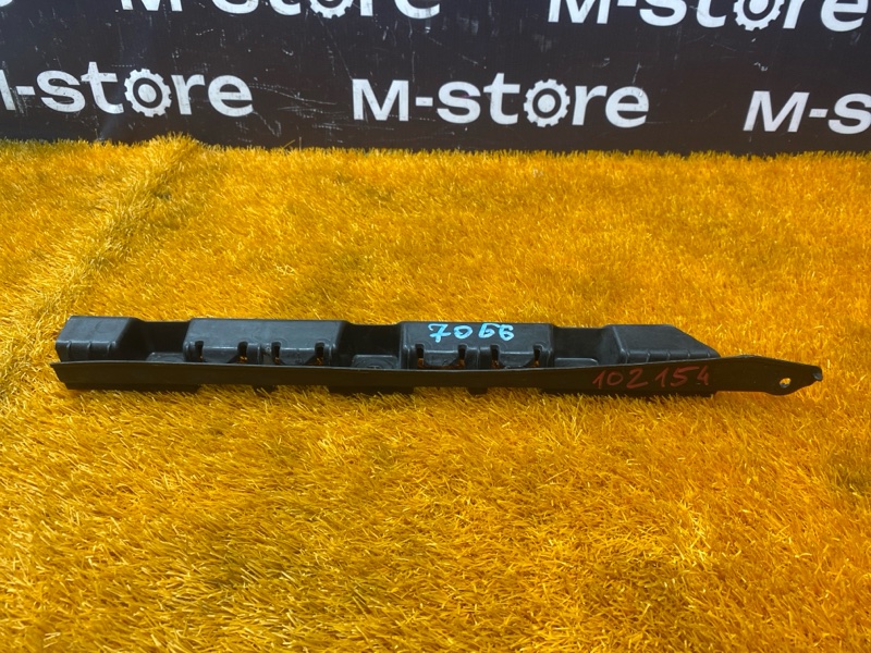 крепление бампера, 800 рублей, Красноярск