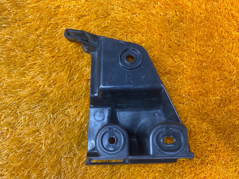 крепление бампера, 500 рублей, Красноярск