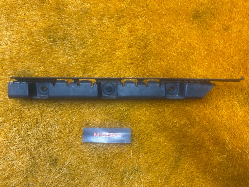 крепление бампера, 500 рублей, Красноярск