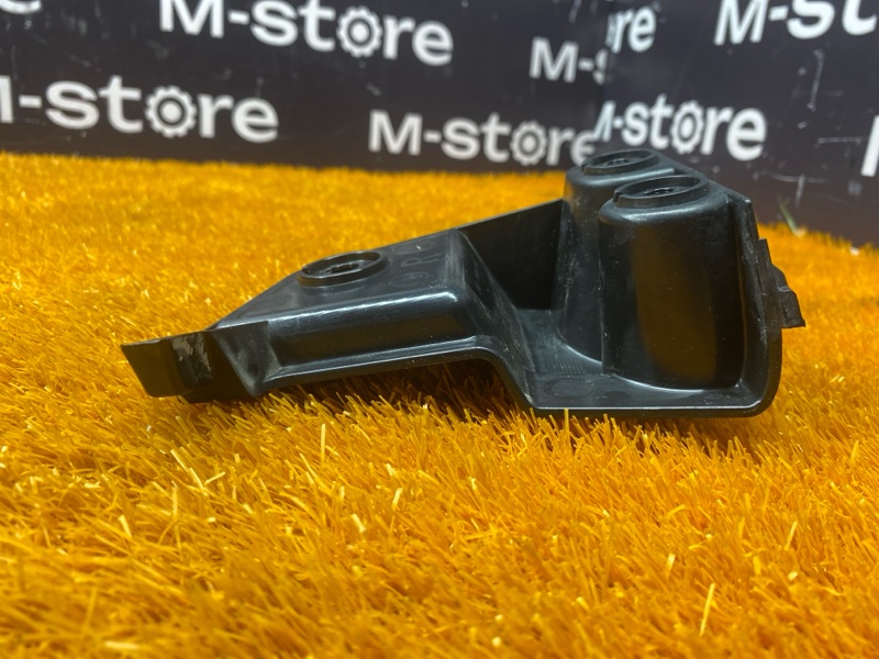 крепление бампера, 500 рублей, Красноярск