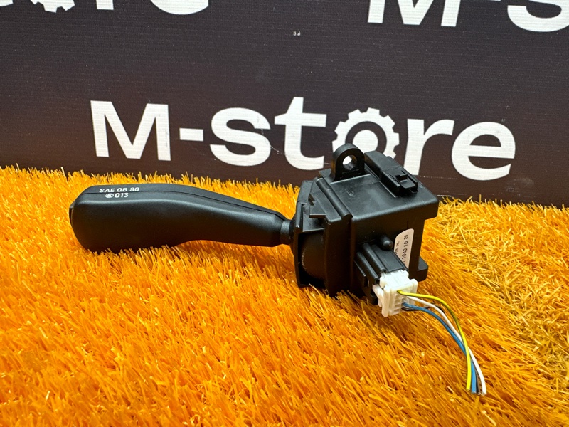 переключатель поворотов, 1000 рублей, Красноярск