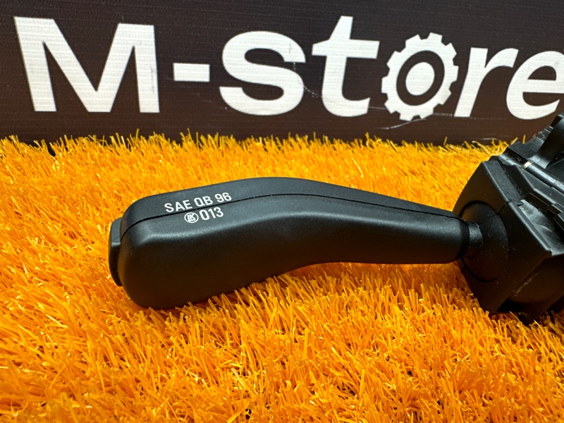 переключатель поворотов, 1000 рублей, Красноярск