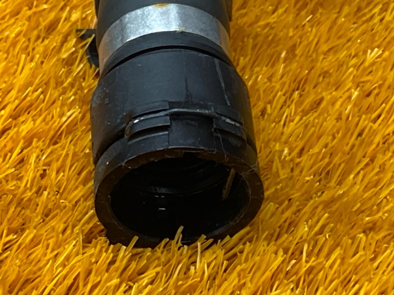 Патрубок системы охлаждения, 500 рублей, Красноярск