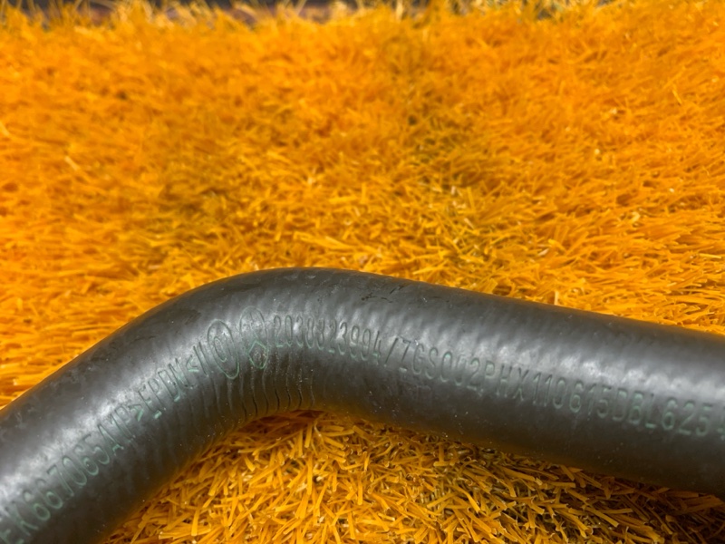 Патрубок системы охлаждения, 1000 рублей, Красноярск