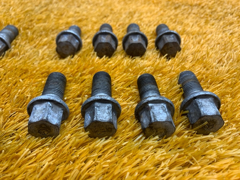 болт колесный, 1600 рублей, Красноярск