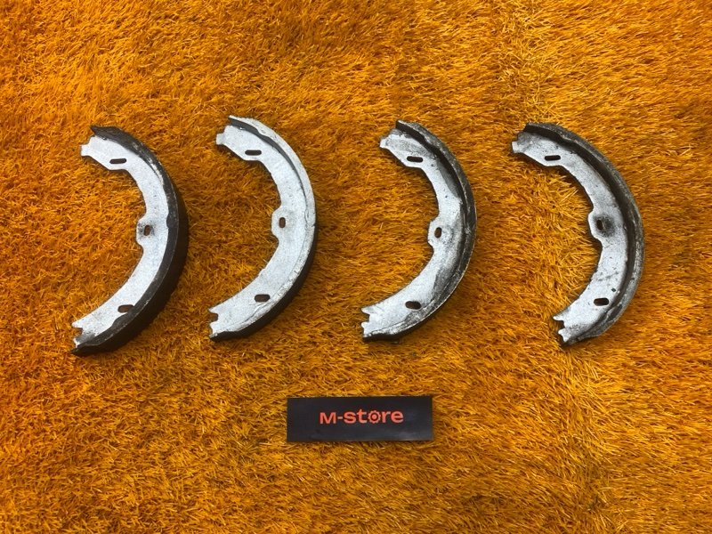 Колодки ручника, 1000 рублей, Красноярск