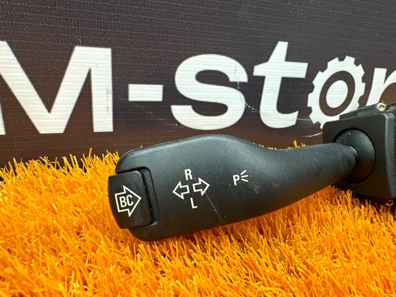 переключатель поворотов, 1000 рублей, Красноярск