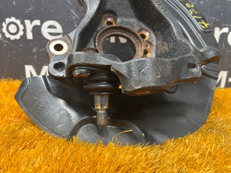 кулак поворотный, 2000 рублей, Красноярск