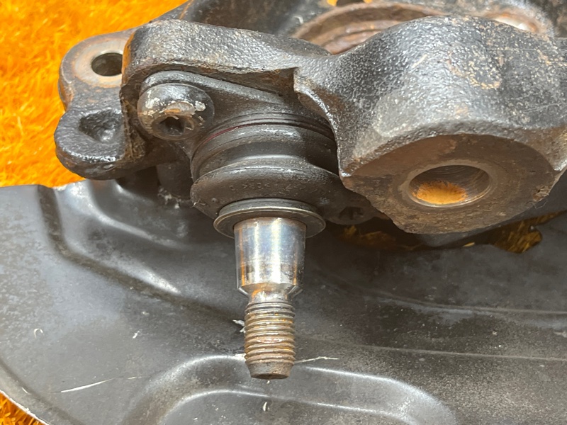 кулак поворотный, 2000 рублей, Красноярск