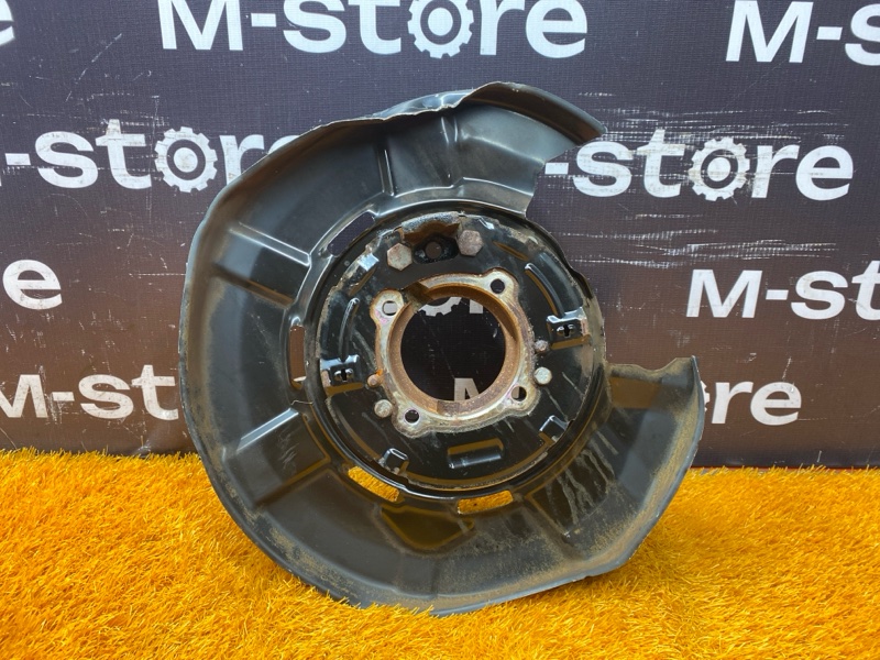 кулак поворотный, 1700 рублей, Красноярск