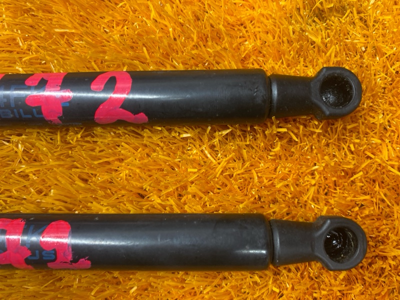 амортизатор капота, 1200 рублей, Красноярск