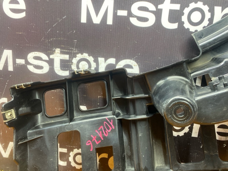 крепление бампера, 1000 рублей, Красноярск