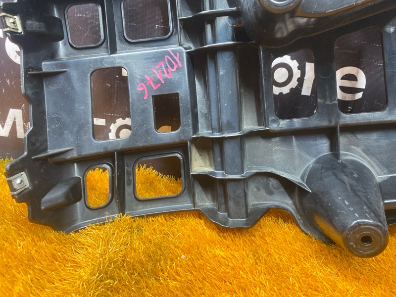 крепление бампера, 1000 рублей, Красноярск