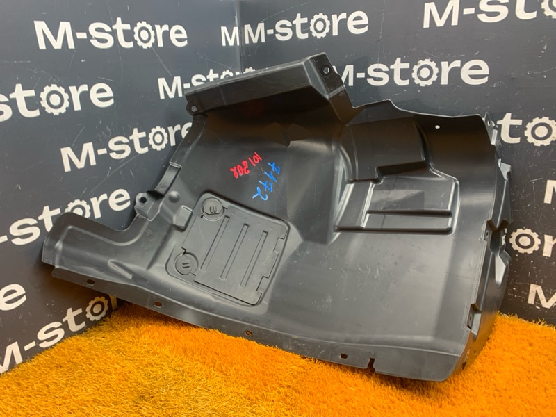 подкрылок, 4000 рублей, Красноярск