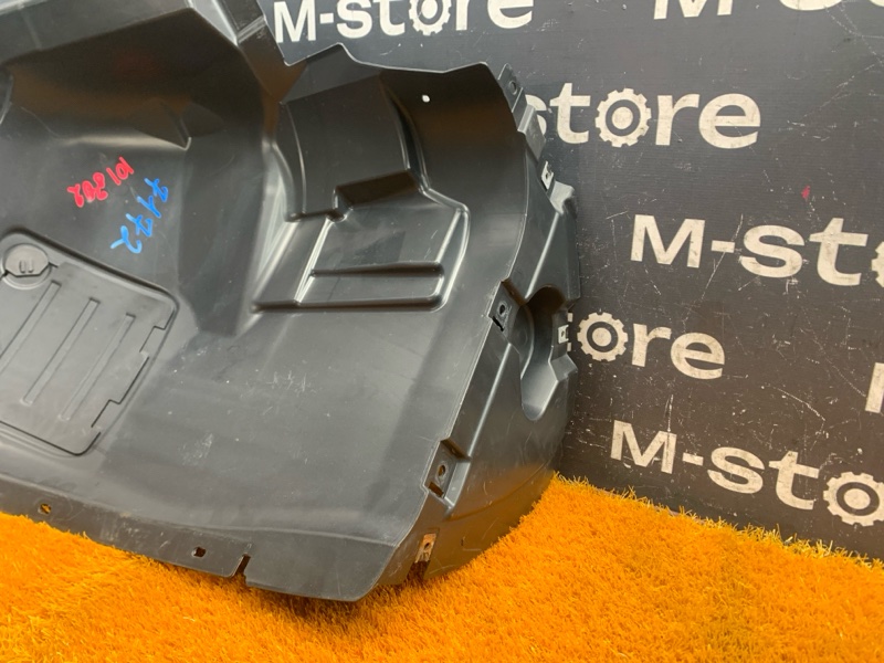 подкрылок, 4000 рублей, Красноярск