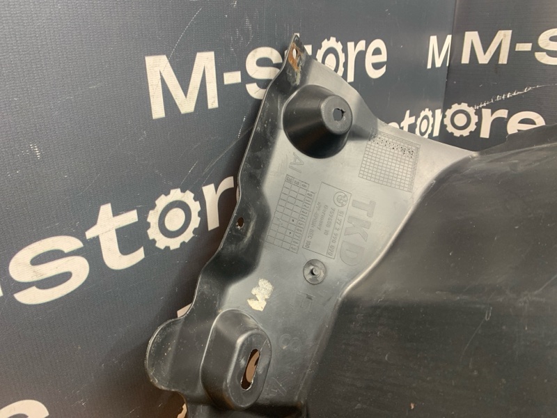 подкрылок, 1000 рублей, Красноярск