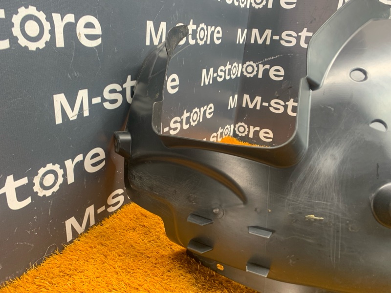 подкрылок, 1000 рублей, Красноярск