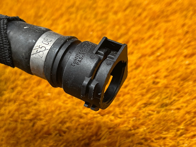 Патрубок системы охлаждения, 1300 рублей, Красноярск