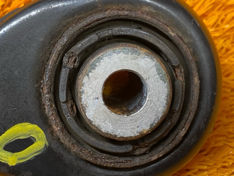 Рычаг подвески верхний, 500 рублей, Красноярск