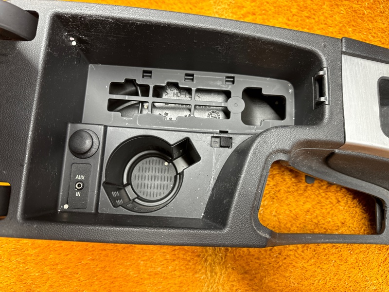 подлокотник, 1000 рублей, Красноярск