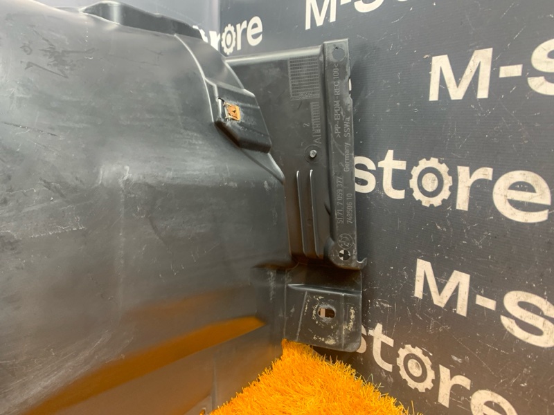 подкрылок, 600 рублей, Красноярск