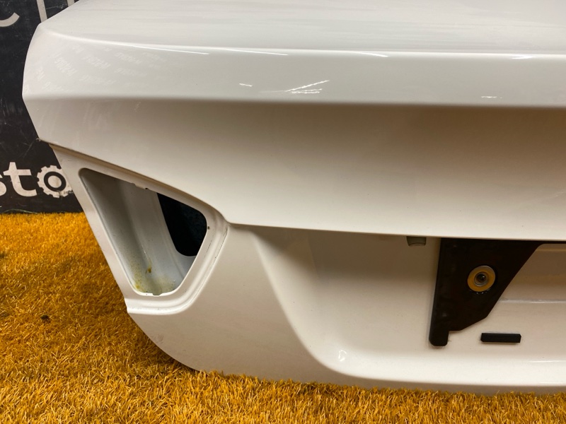 крышка багажника, 2500 рублей, Красноярск