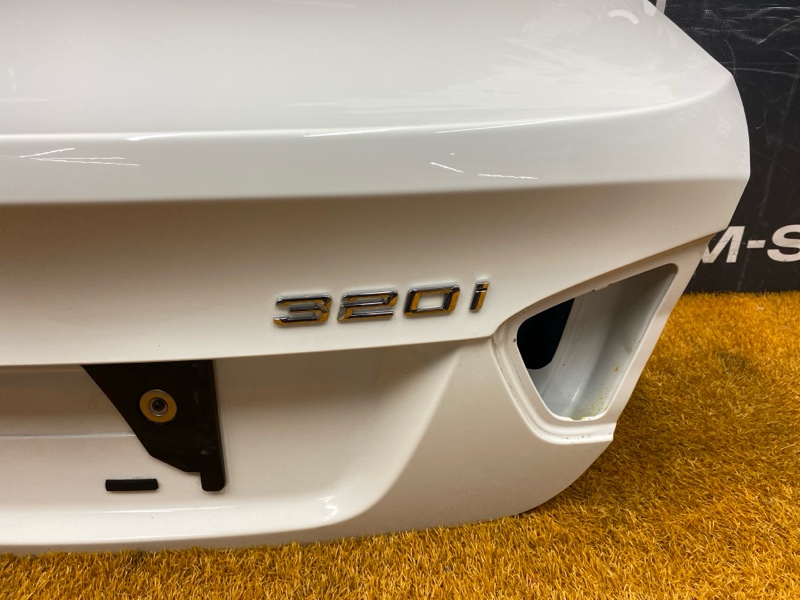 крышка багажника, 2500 рублей, Красноярск