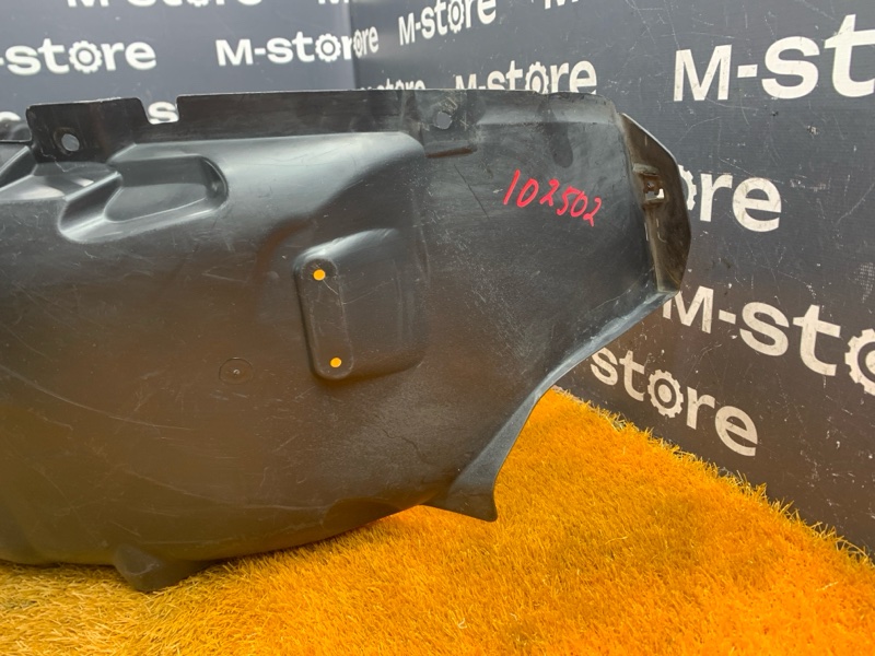 подкрылок, 2000 рублей, Красноярск