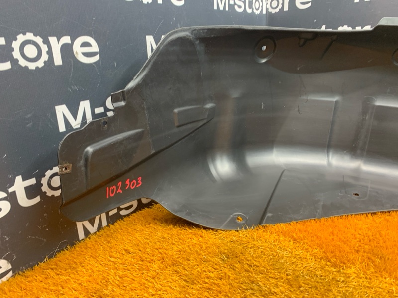 подкрылок, 2000 рублей, Красноярск