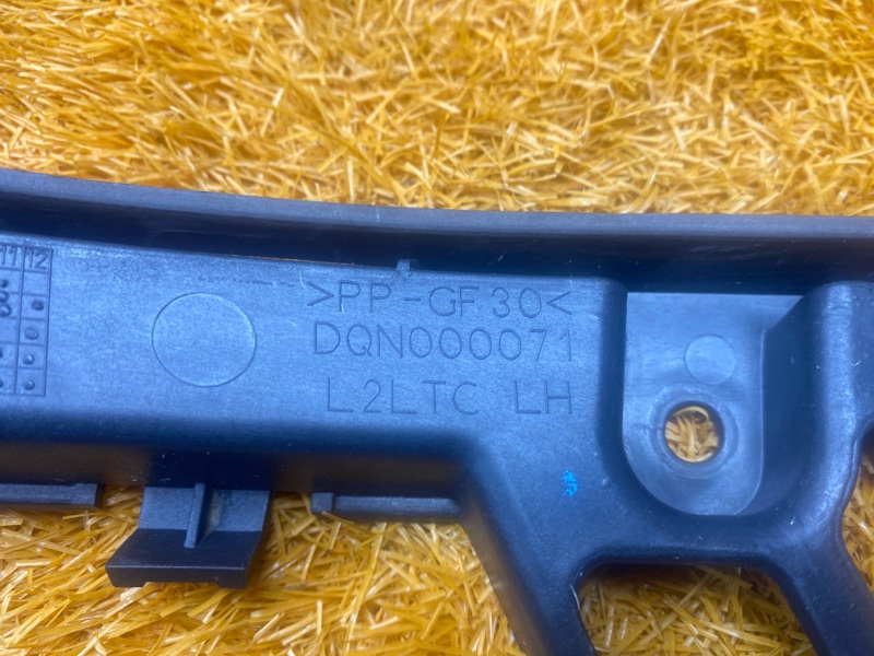 крепление бампера, 1000 рублей, Красноярск