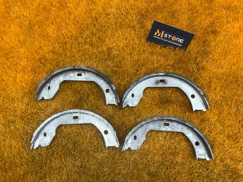 Колодки ручника, 1000 рублей, Красноярск