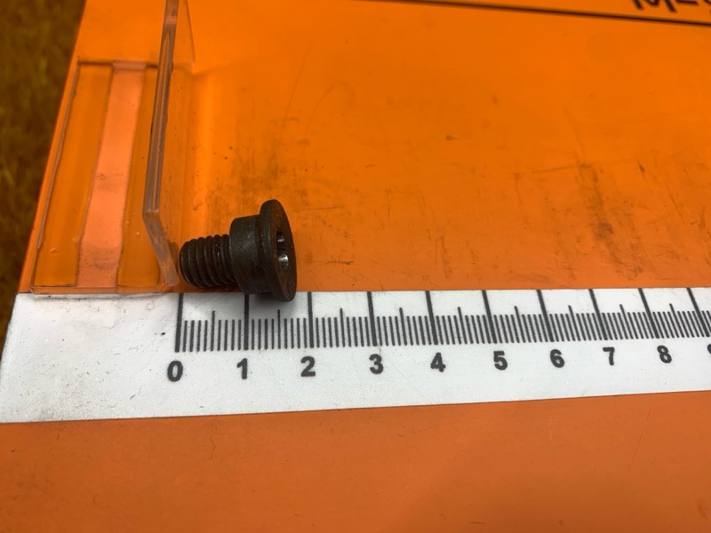 Болт тормозного диска, 100 рублей, Красноярск