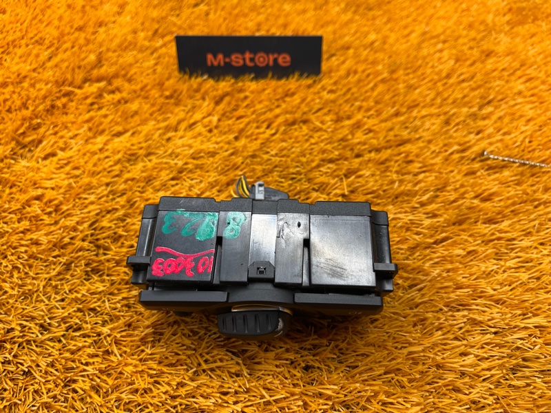 Переключатель света фар, 1000 рублей, Красноярск