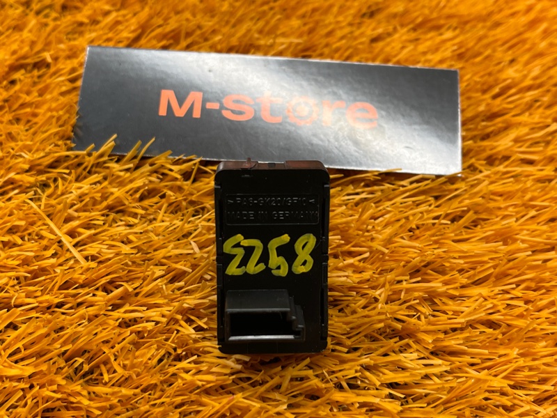 кнопка стеклоподъемника, 300 рублей, Красноярск