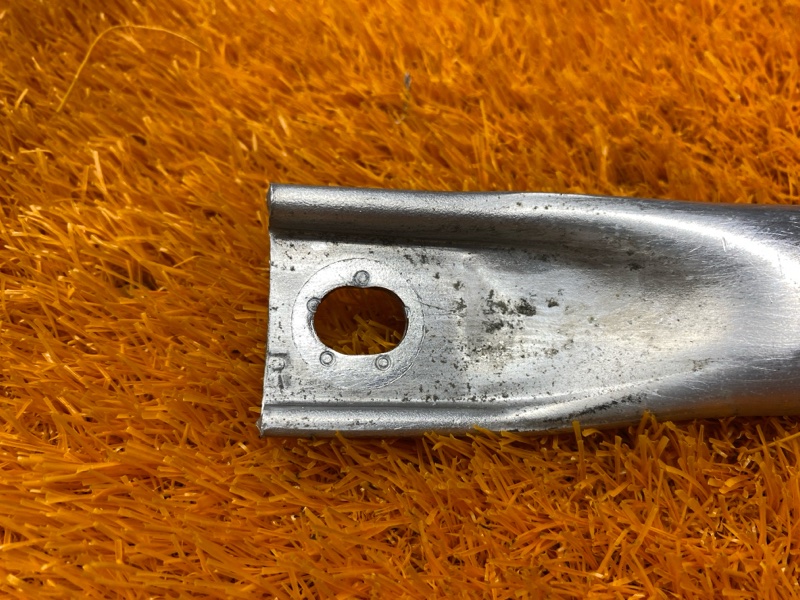 Распорка кузова, 500 рублей, Красноярск