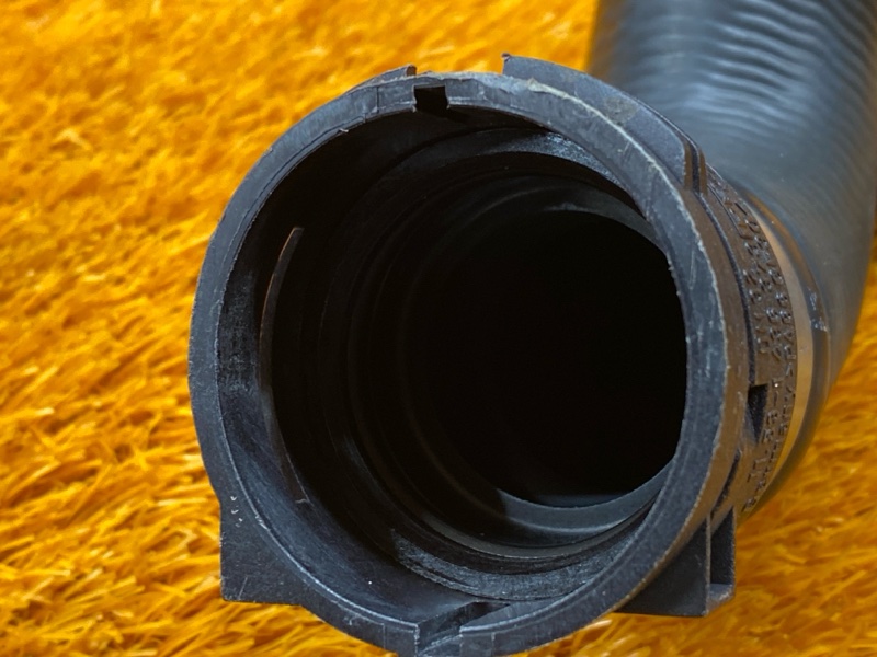 Патрубок радиатора нижний, 1500 рублей, Красноярск