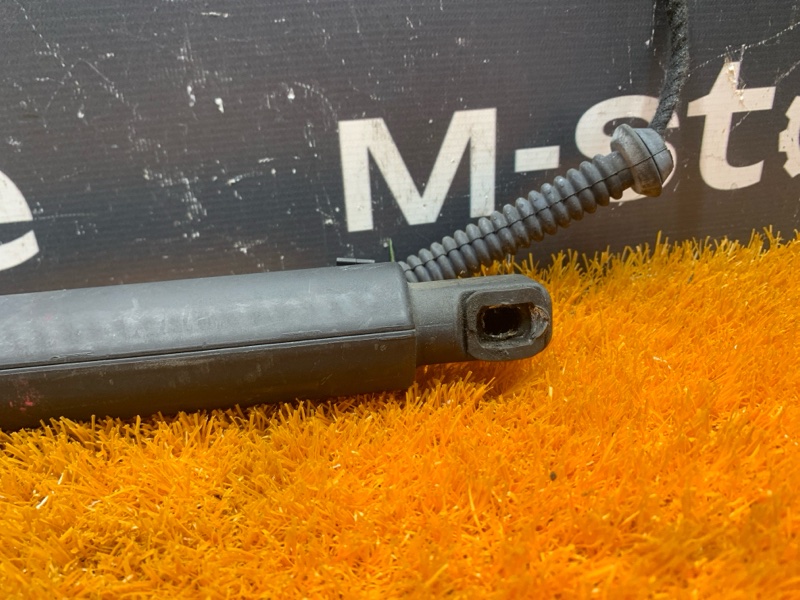 амортизатор багажника, 9000 рублей, Красноярск