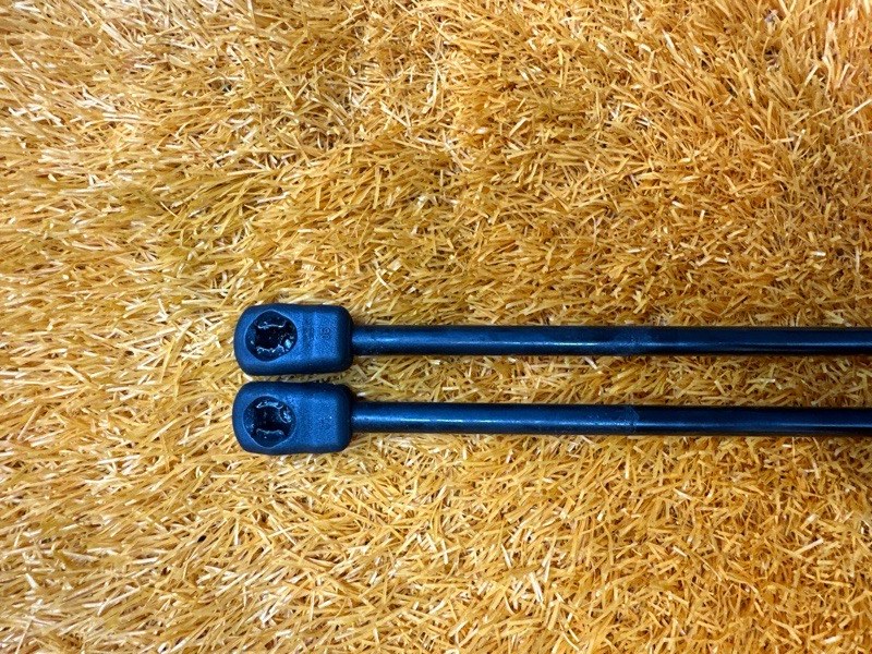 амортизатор капота, 500 рублей, Красноярск