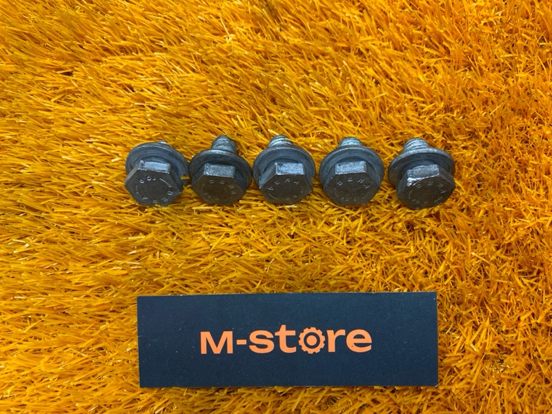 болт гидротрансформатора, 500 рублей, Красноярск