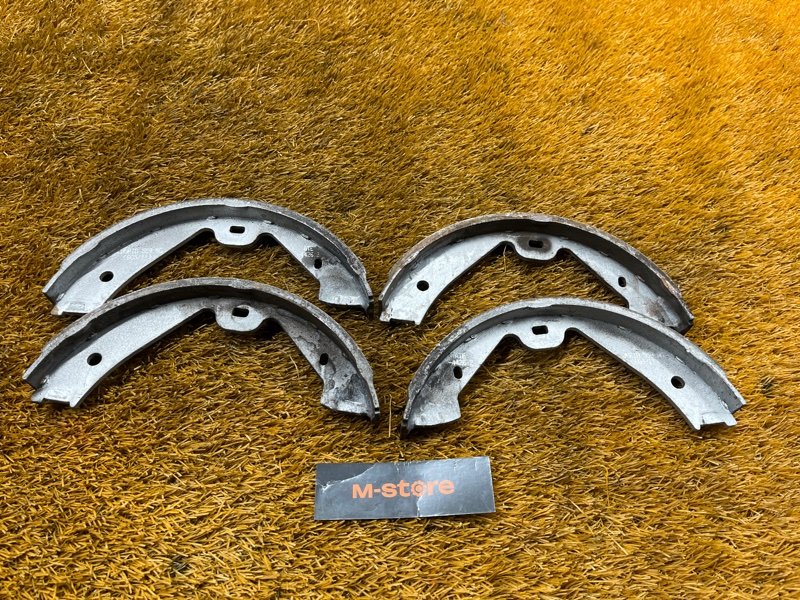 Колодки ручника, 2000 рублей, Красноярск