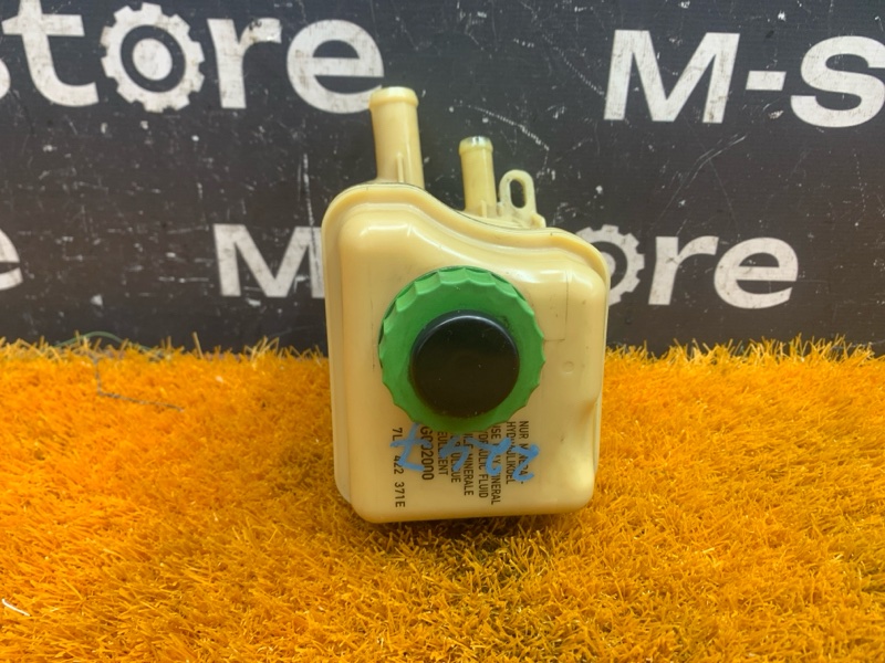 бачок гидроусилителя, 500 рублей, Красноярск