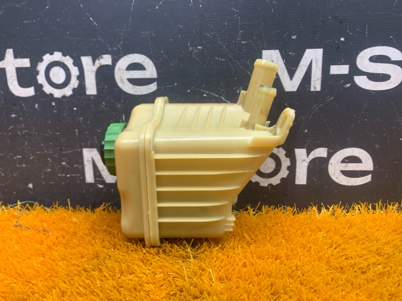 бачок гидроусилителя, 500 рублей, Красноярск