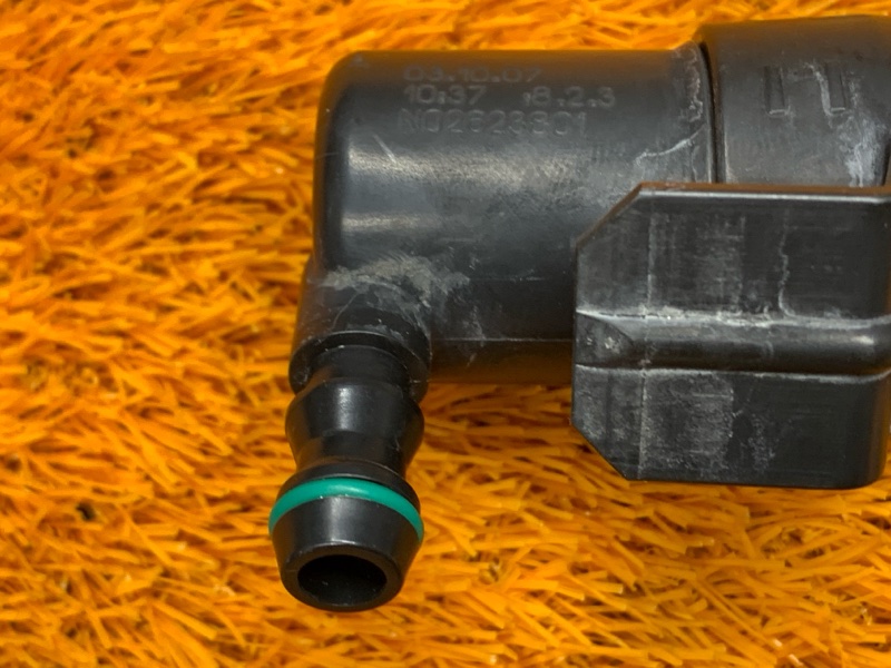 Форсунка омывателя фары, 1000 рублей, Красноярск