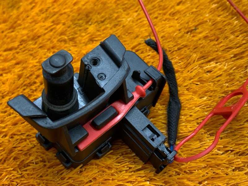 Замок лючка бензобака, 1090 рублей, Красноярск