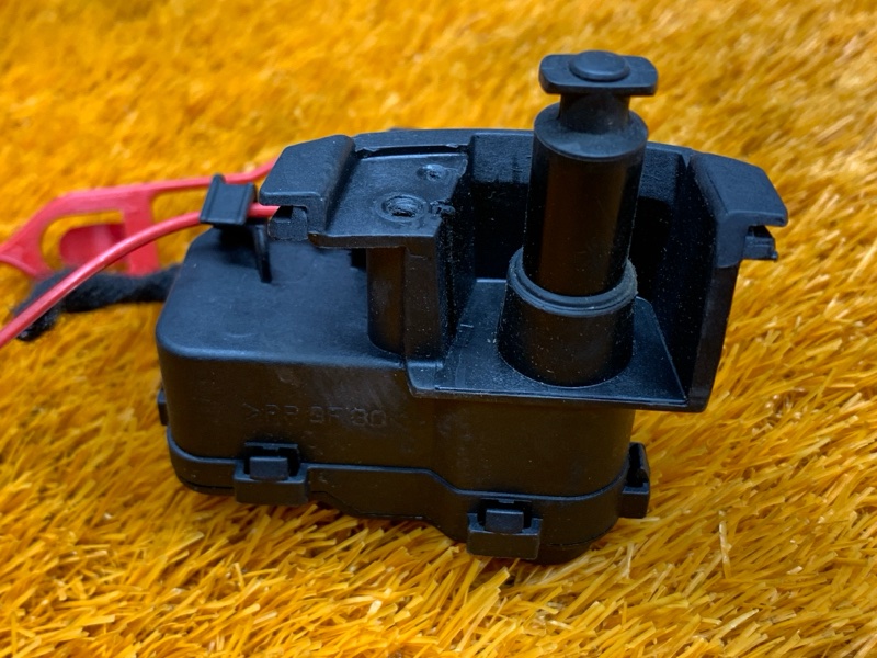 Замок лючка бензобака, 1090 рублей, Красноярск