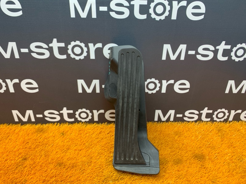 педаль газа, 500 рублей, Красноярск