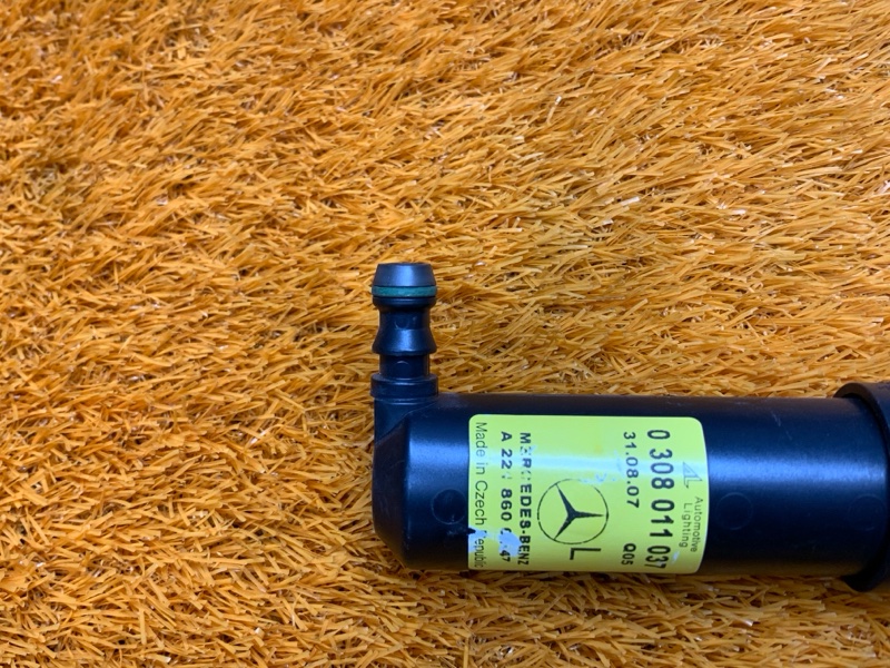 Форсунка омывателя фары, 1000 рублей, Красноярск