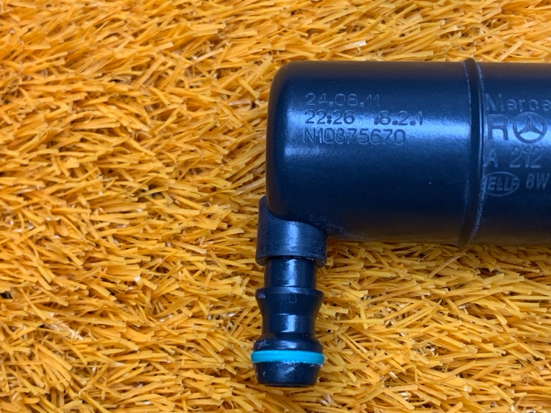 Форсунка омывателя фары, 1000 рублей, Красноярск